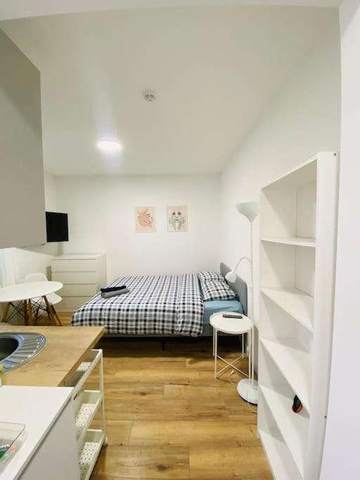 Bezagenta Mozart8 Studio Easy Access To City Wifi Apartment Warsaw Luaran gambar